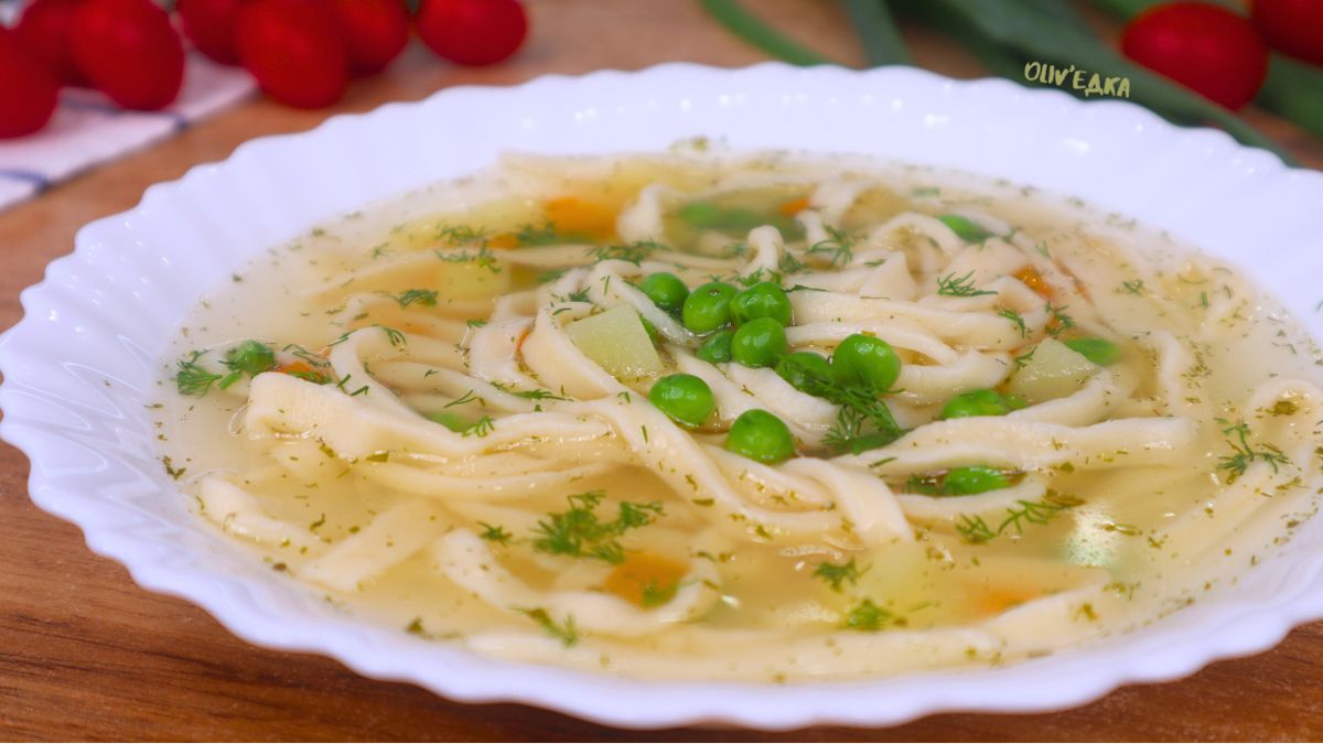 Суп с домашней лапшой: быстро, вкусно и просто