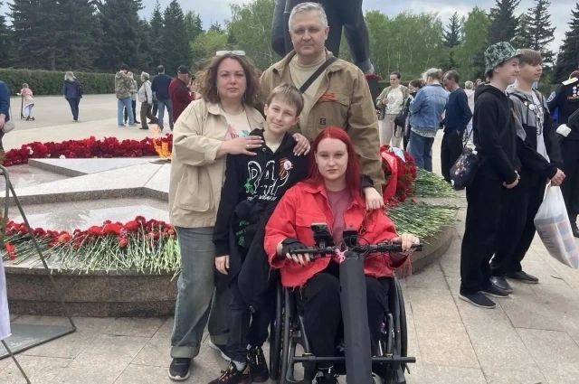 «Плакать — можно». Школьница стала блогером после инсульта в 14 лет «Плакать — можно». Школьница стала блогером после инсульта в 14 лет