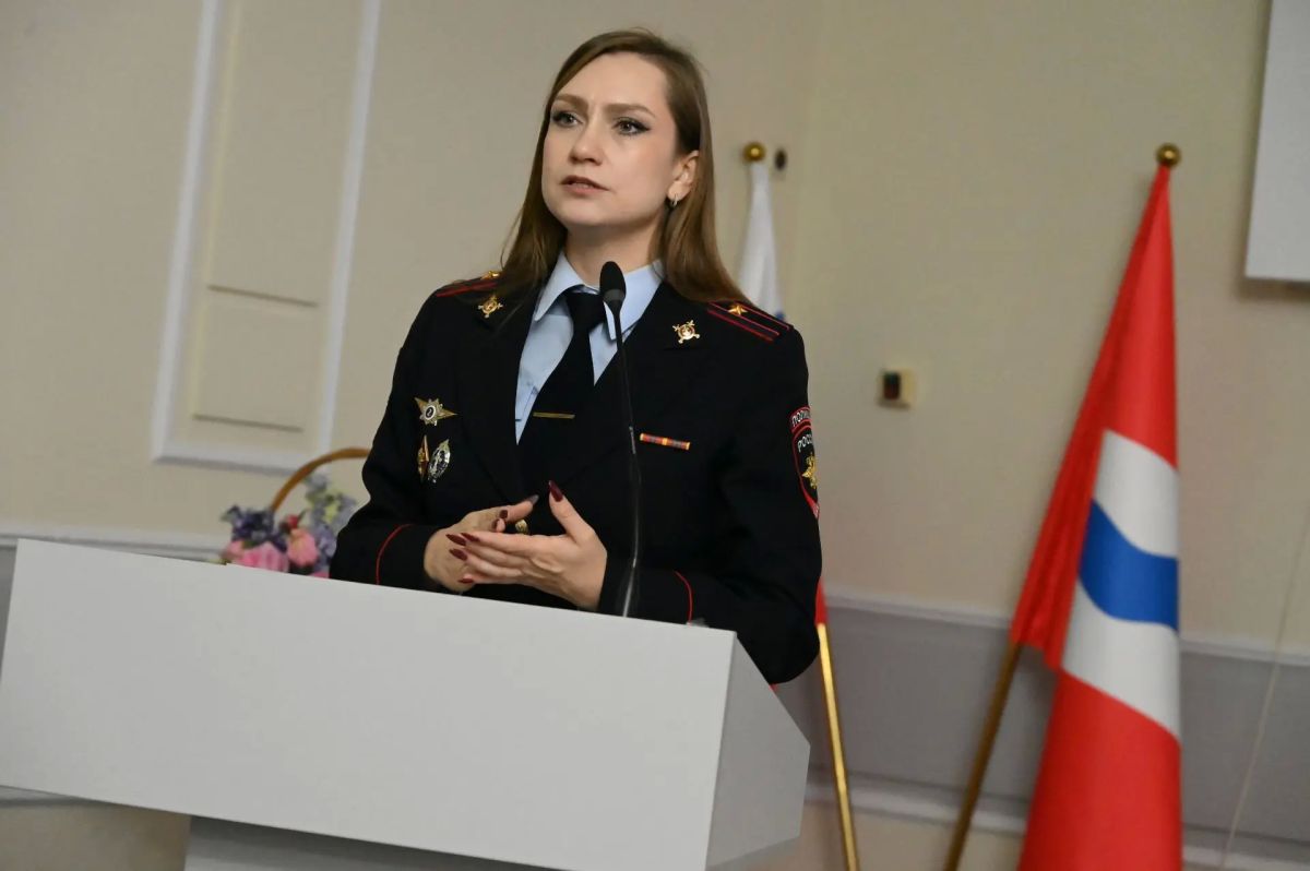 Представители УМВД России по Омской области провели профилактическую встречу с педагогами 28 и 30 октября сотрудники Управления МВД России по Омской области совместно с представителем Следственного управления СК России по... Представители УМВД России по Омской области провели профилактическую встречу с педагогами 28 и 30 октября сотрудники Управления МВД России по Омской области совместно с представителем Следственного управления СК России по...
